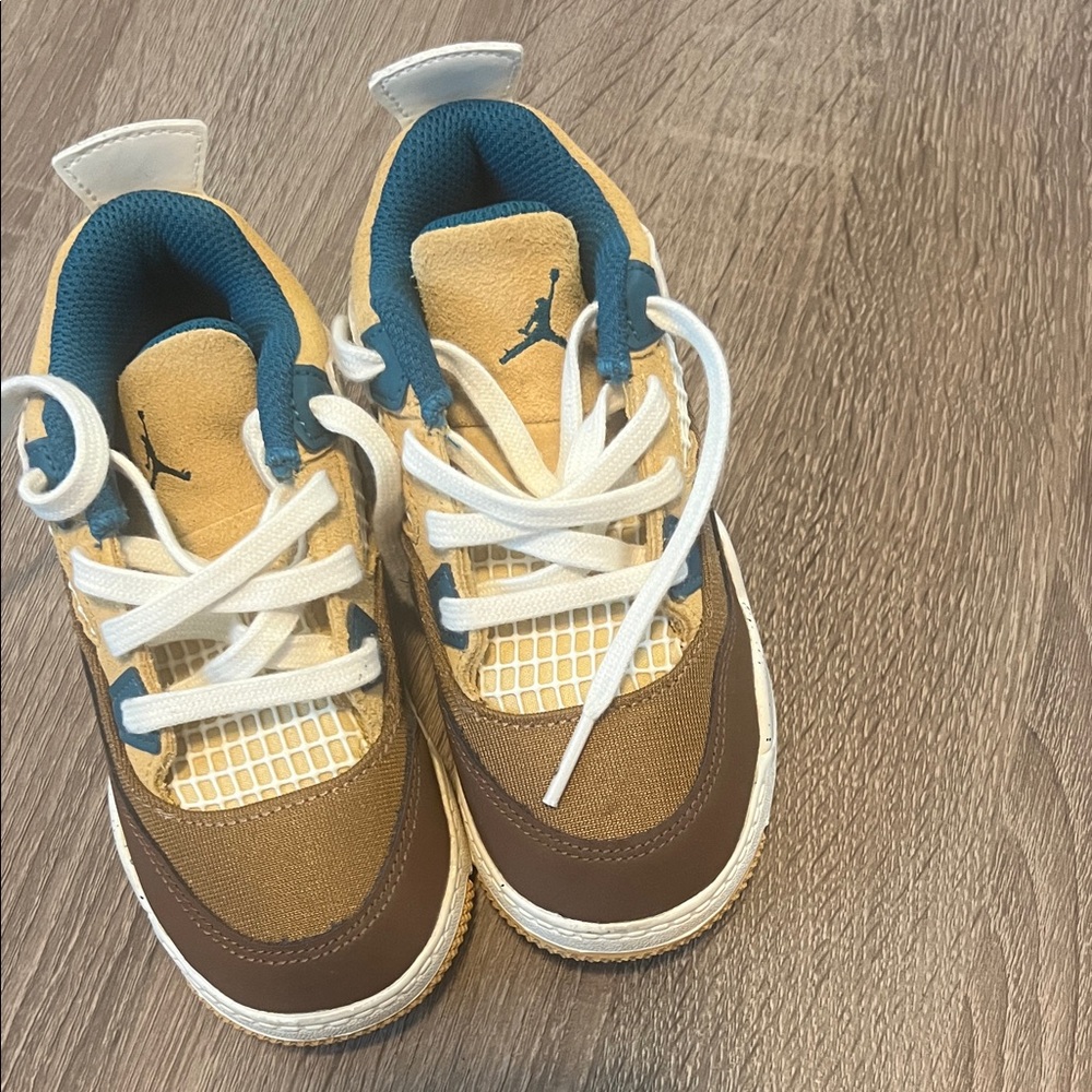 Jordan Kids' Brown and Tan Sneakers
